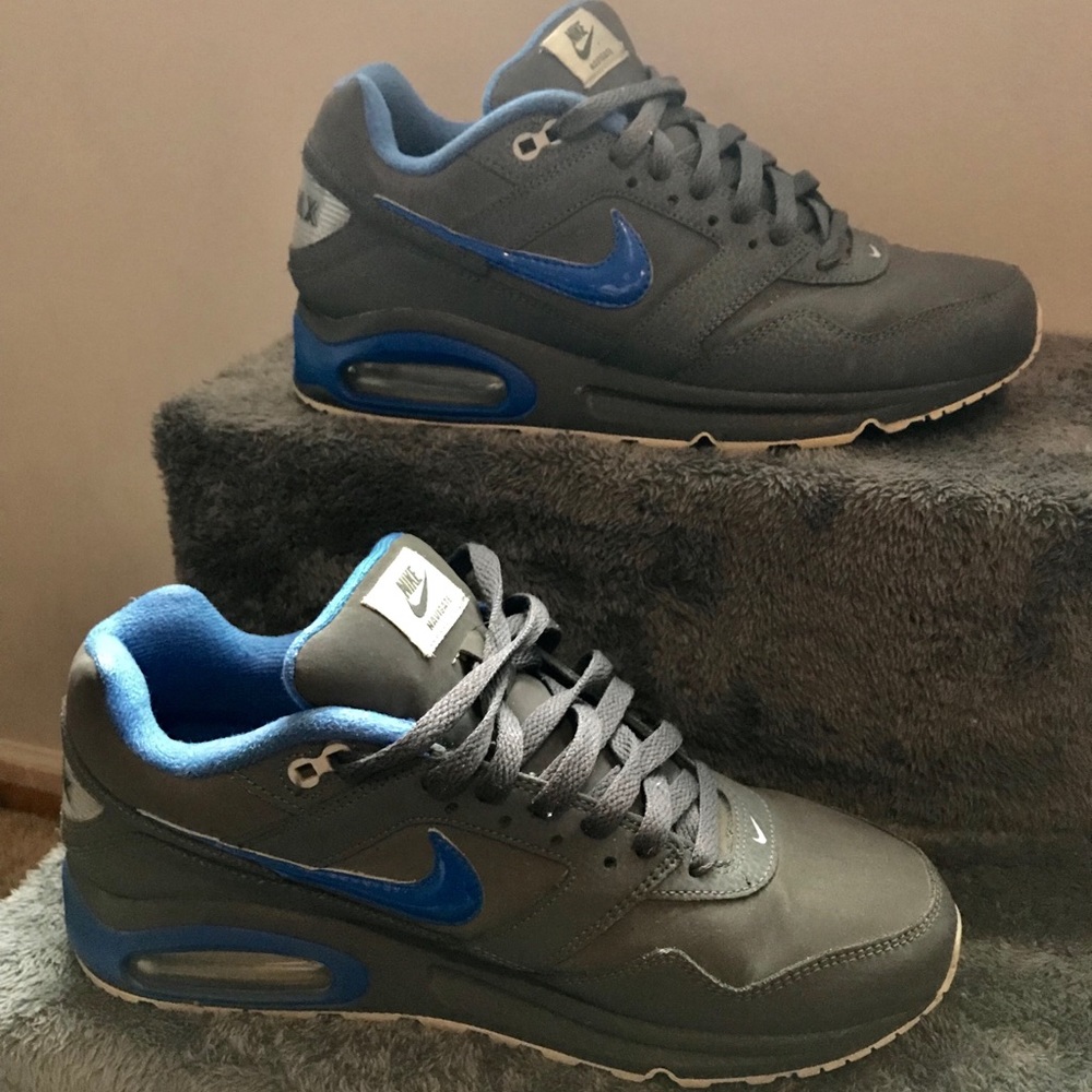 Nike airmax sneakers